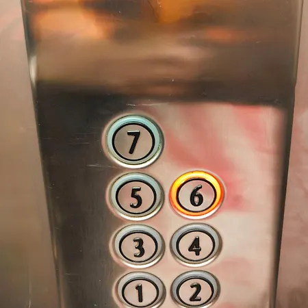 Daire Wola Park Apartament - Klimatyzacja, Metro Ulrychow, Garaz-gratis *